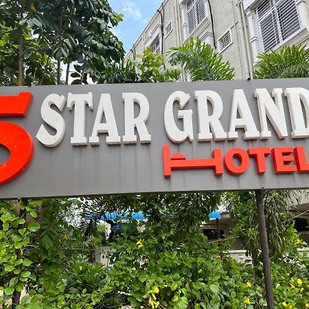 5 Star Grand Hotel Shamshabad Eksteriør billede