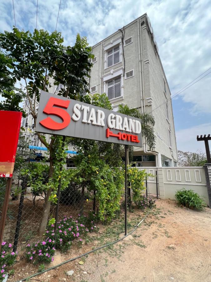 5 Star Grand Hotel Shamshabad Eksteriør billede